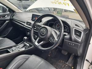 2017 Mazda Mazda3 BN image 4
