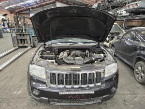 2011 Jeep Grand Cherokee 3.6L AUTO 5SPD AWD LAREDO WK image 4
