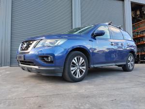 2017 Nissan Pathfinder R52 image 4