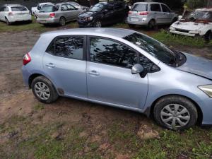 2010 Toyota Corolla ZRE152R image 4