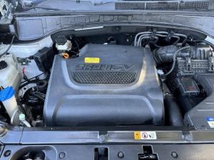 2014 Hyundai Santa Fe image 4