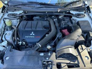 2015 Mitsubishi Lancer image 4