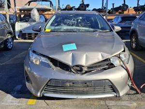 2012 Toyota Corolla ZRE182R image 4
