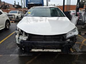 2017 Toyota Camry AVV50R image 4