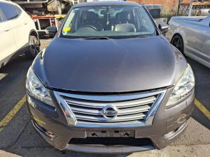 2013 Nissan Pulsar B17 image 4
