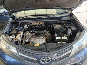 2014 Toyota Rav4 XA40 image 4