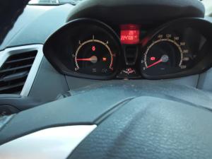 2010 Ford Fiesta ECONETIC image 4