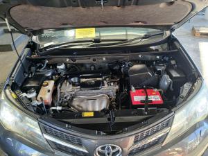 2013 Toyota Rav4 XA40 image 4