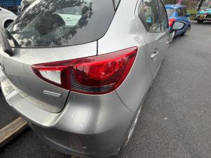 2015 Mazda 2 DJ image 4