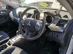 2017 Mitsubishi Lancer CF image 4