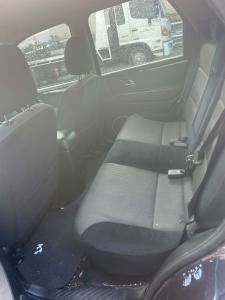 2010 Ford Escape ZD image 4