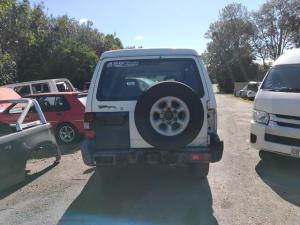 1999 Mitsubishi Pajero NL image 4