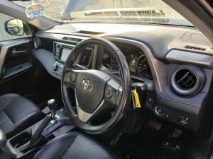 2016 Toyota Rav4 XA40 image 4