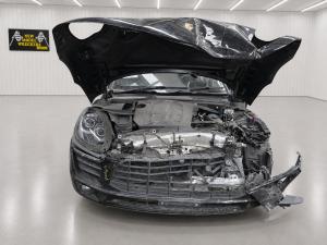 2016 Porsche Macan 3.0DT CTBA AUTO 7SPD 4WD S image 4