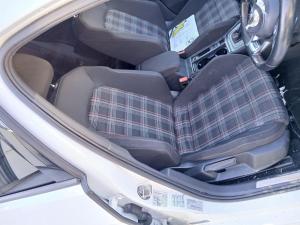 2015 Volkswagen Golf GEN 7 image 4