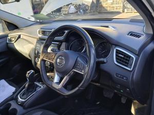 2017 Nissan Qashqai J11 image 4