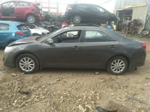 2011 Toyota Camry XV50 image 4