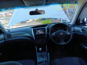 2011 Subaru Forester SH image 4