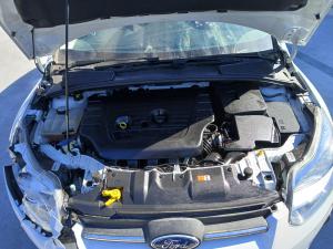 2012 Ford Focus LW image 4