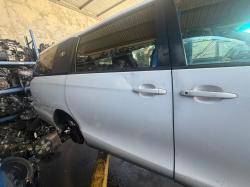2006 Toyota Tarago image 4