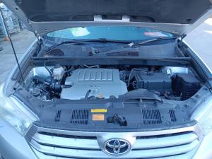 2010 Toyota Kluger GSU40/GSU45 image 4