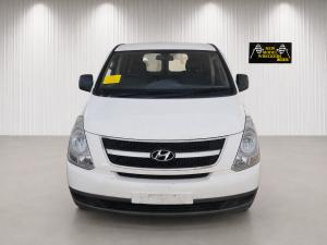 2015 Hyundai Iload 2.5DT PLASTIC INLET D4CB MAN 6SPD RWD image 4