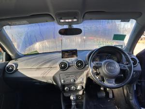 2016 Audi A1 8X image 4