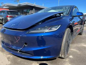 2025 Tesla Model 3 MDL3 image 4