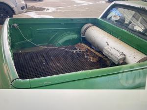 2004 Holden Commodore VY CREWMAN image 4