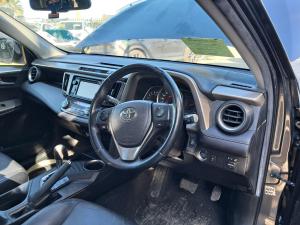 2013 Toyota Rav4 XA40 image 4