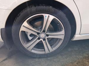 2016 Mercedes Benz E Class W213 image 4