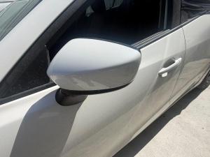 2015 Mazda 3 image 4