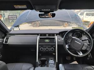 2017 Land Rover Discovery L462 image 4