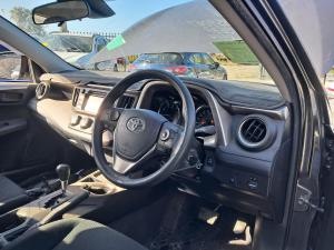 2018 Toyota Rav4 XA40 image 4