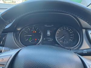 2014 Nissan Qashqai J11 image 4