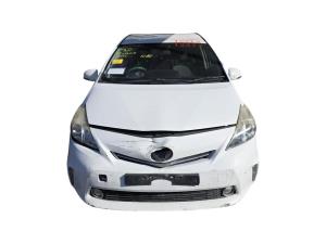 2012 Toyota Prius ZVW40R WAGON image 4