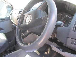 volkswagen Transporter 5 2.5TDI AXE 07 2005 Parts & Wrecking