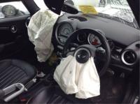 2009 Mini Cooper S R55 image 4