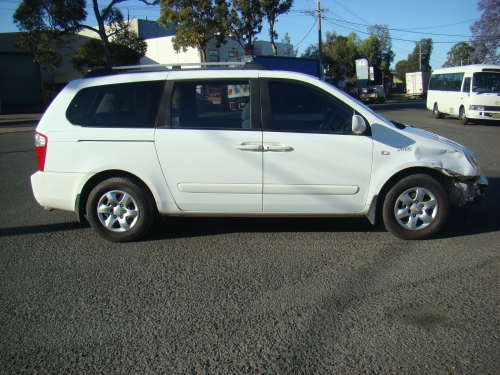 kia Carnival Feb 2009 Parts & Wrecking