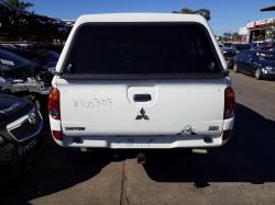 2013 Mitsubishi Triton image 5