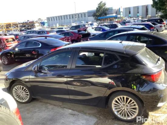 holden Astra BK Feb 2018 Parts & Wrecking
