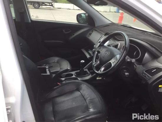 hyundai Ix35 LM Oct 2014 Parts & Wrecking