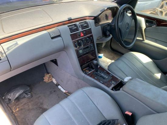 mercedes benz E230 2004 Parts & Wrecking
