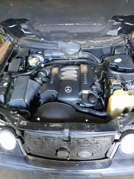 mercedes benz E240 Nov 1997 Parts & Wrecking