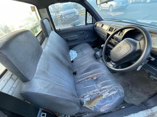 toyota Hilux WORKMATE RZN147R 2000 Parts & Wrecking