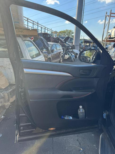 toyota Kluger 2015 Parts & Wrecking
