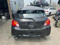 2013 Mitsubishi image 5