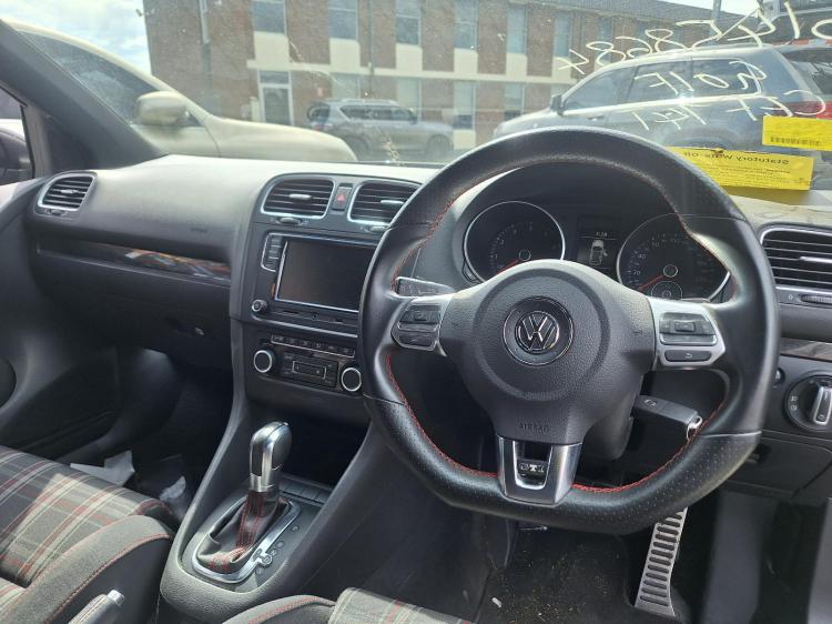 volkswagen 2011 Parts & Wrecking