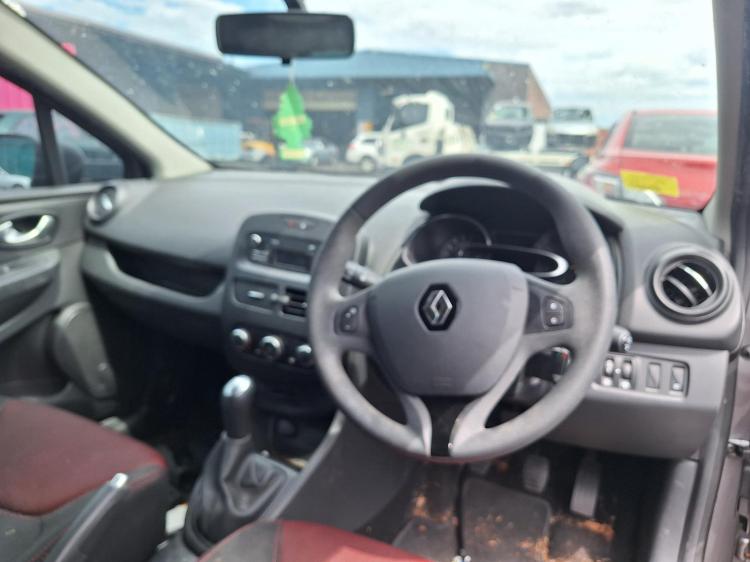 renault Clio Sep 2015 Parts & Wrecking