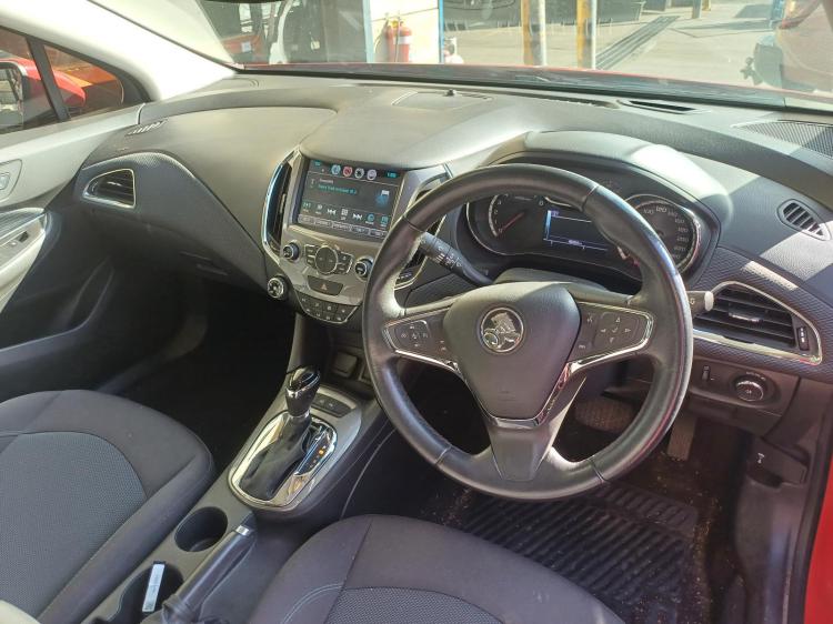 holden Holden Apr 2017 Parts & Wrecking